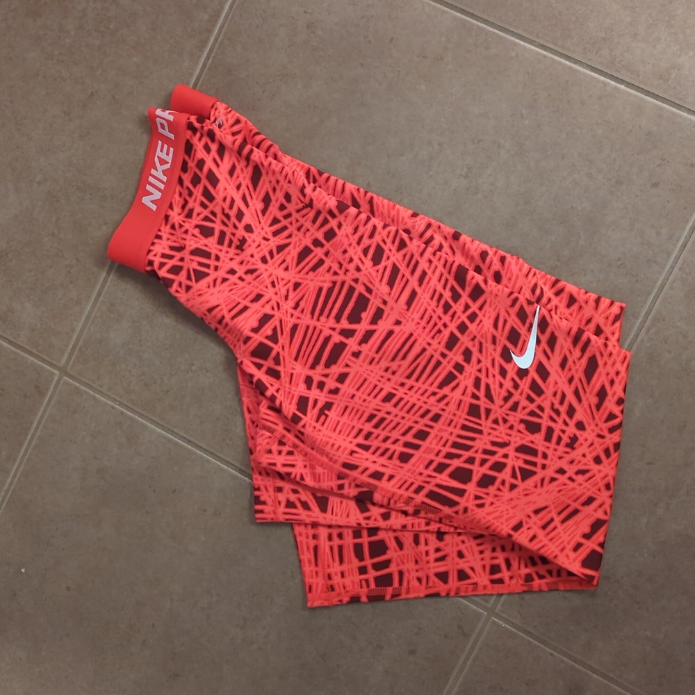 Nike Pro Capri Leggings